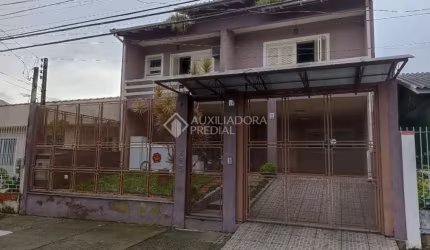 Casa com 3 quartos à venda na Rua Érico Veríssimo, 265, Nossa Senhora das Graças, Canoas, 265 m2 por R$ 1.200.000