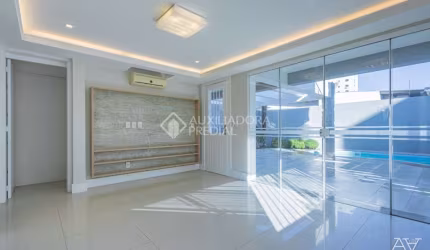 Casa com 5 quartos à venda na Rua Duque de Caxias, 999, Marechal Rondon, Canoas, 267 m2 por R$ 2.100.000