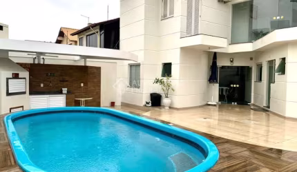 Casa com 4 quartos à venda na Rua Irlanda, 87, Marechal Rondon, Canoas, 311 m2 por R$ 1.649.999