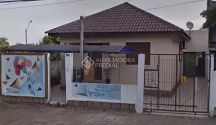 Casa com 4 quartos à venda na Rua Araçá, 146, Centro, Canoas, 120 m2 por R$ 650.000