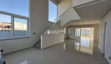Casa em condomínio fechado com 3 quartos à venda na Estrada Sanga Funda, 1502, Sanga Funda, Nova Santa Rita, 214 m2 por R$ 1.480.000