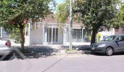 Casa em condomínio fechado com 3 quartos à venda na Rua Doutor Eduardo Chartier, 100, Passo da Areia, Porto Alegre, 150 m2 por R$ 850.000