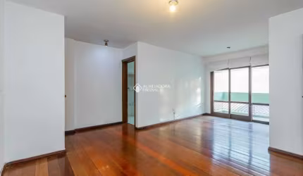 Apartamento com 3 quartos à venda na Avenida Cristóvão Colombo, 3745, Higienópolis, Porto Alegre, 101 m2 por R$ 560.000