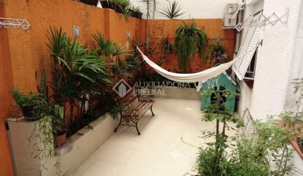 Apartamento com 2 quartos à venda na Rua Felipe Camarão, 200, Rio Branco, Porto Alegre, 60 m2 por R$ 395.000