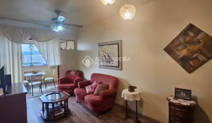 Apartamento com 2 quartos à venda na Avenida Protásio Alves, 4093, Petrópolis, Porto Alegre, 71 m2 por R$ 395.000