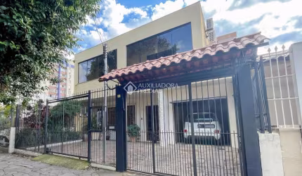 Casa com 5 quartos à venda na Rua Abílio Miller, 82, Jardim Itu Sabará, Porto Alegre, 423 m2 por R$ 1.425.000