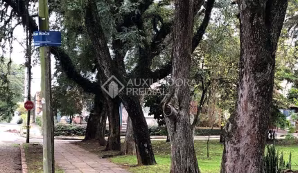 Terreno à venda na Rua das Caravelas, 56, Vila Ipiranga, Porto Alegre, 330 m2 por R$ 450.000