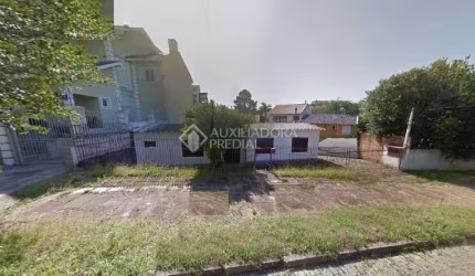 Terreno em condomínio fechado à venda na Rua Araponga, 77, Chácara das Pedras, Porto Alegre, 312 m2 por R$ 580.000
