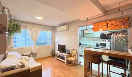 Apartamento com 3 quartos à venda na Rua Gomes Jardim, 1188, Santana, Porto Alegre, 82 m2 por R$ 690.000