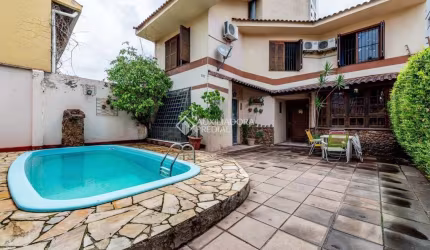 Casa com 3 quartos à venda na Rua Azevedo Sodré, 207, Passo da Areia, Porto Alegre, 199 m2 por R$ 1.395.000