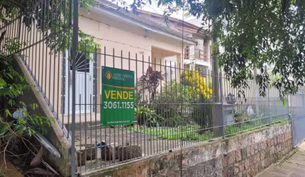 Casa com 3 quartos à venda na Rua Gana, 1140, Vila Ipiranga, Porto Alegre, 360 m2 por R$ 830.000