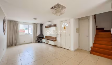 Casa em condomínio fechado com 3 quartos à venda na Rua Augusto Attílio Giordani, 87, São Sebastião, Porto Alegre, 149 m2 por R$ 753.999