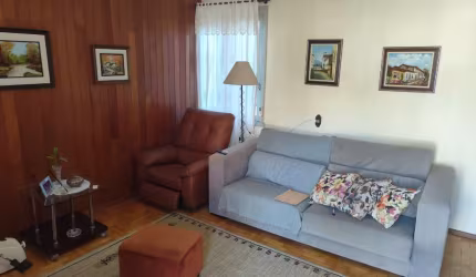 Casa com 3 quartos à venda na Rua Líbia, 346, Vila Ipiranga, Porto Alegre, 230 m2 por R$ 1.080.000