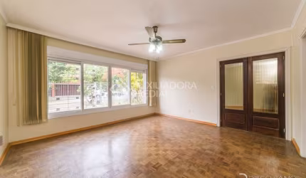 Casa em condomínio fechado com 6 quartos à venda na Rua Professor Ulisses Cabral, 218, Chácara das Pedras, Porto Alegre, 403 m2 por R$ 1.290.000