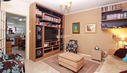 Casa com 3 quartos à venda na Rua General Couto de Magalhães, 538, São João, Porto Alegre, 210 m2 por R$ 1.249.000