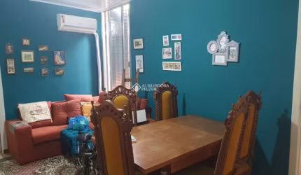 Apartamento com 3 quartos à venda na Rua Vinte e Quatro de Maio, 50, Centro Histórico, Porto Alegre, 67 m2 por R$ 298.950