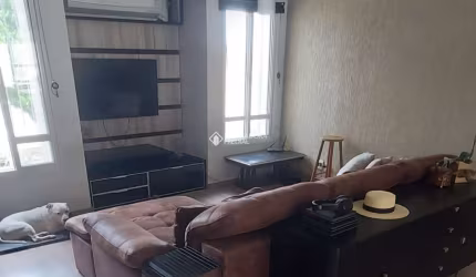 Casa em condomínio fechado com 3 quartos à venda na Rua Victor Osório Marona, 20, Mário Quintana, Porto Alegre, 136 m2 por R$ 715.000