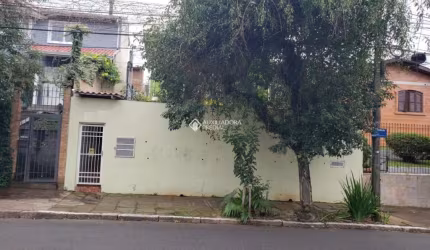 Casa com 3 quartos à venda na Rua Presidente Juarez, 450, São Sebastião, Porto Alegre, 168 m2 por R$ 639.000