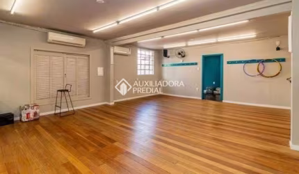 Casa comercial à venda na Avenida Benno Mentz, 305, Vila Ipiranga, Porto Alegre, 193 m2 por R$ 1.060.000