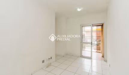 Apartamento com 2 quartos à venda na Avenida A. J. Renner, 2050, Humaitá, Porto Alegre, 62 m2 por R$ 212.000