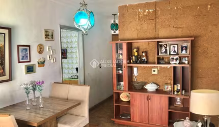 Apartamento com 2 quartos à venda na Rua José Maurício, 86, São Sebastião, Porto Alegre, 60 m2 por R$ 150.000