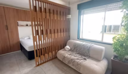 Apartamento com 1 quarto à venda na Rua Doutor Ramiro D'Ávila, 120, Azenha, Porto Alegre, 28 m2 por R$ 158.000