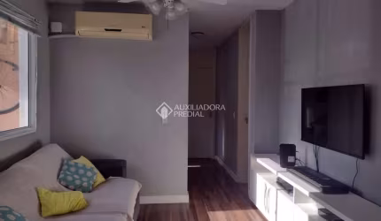 Apartamento com 3 quartos à venda na Avenida José Aloísio Filho, 411, Humaitá, Porto Alegre, 70 m2 por R$ 320.000