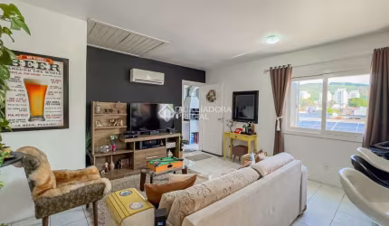 Casa com 4 quartos à venda na Avenida Nilo Ruschel, 555, Morro Santana, Porto Alegre, 168 m2 por R$ 797.050