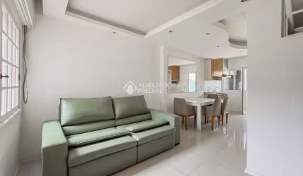 Casa com 3 quartos à venda na Rua Doutor Galdino Nunes Vieira, 111, Jardim Itu Sabará, Porto Alegre, 106 m2 por R$ 459.990