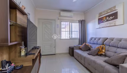 Casa com 2 quartos à venda na Rua Vereador Terezio Meireles, 35, Jardim Leopoldina, Porto Alegre, 65 m2 por R$ 369.000