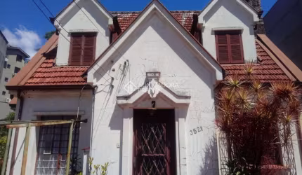 Casa com 4 quartos à venda na Avenida Teresópolis, 3521, Teresópolis, Porto Alegre, 350 m2 por R$ 2.128.000
