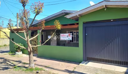 Casa com 2 quartos à venda na Avenida Vinte e Um de Abril, 1600, Sarandi, Porto Alegre, 110 m2 por R$ 240.000