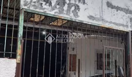 Terreno à venda na Rua Teixeira de Freitas, 812, Santo Antônio, Porto Alegre, 246 m2 por R$ 380.000