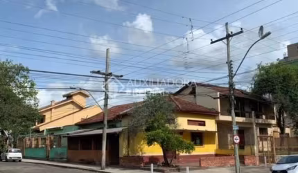 Casa em condomínio fechado com 3 quartos à venda na Rua Gomes de Freitas, 442, Jardim Itu Sabará, Porto Alegre, 275 m2 por R$ 780.000
