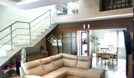 Casa com 4 quartos à venda na Rua Pinheiro Machado, 131, Morro do Espelho, São Leopoldo, 173 m2 por R$ 850.000