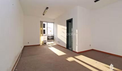 Sala comercial à venda na Travessa Pedro Modesto Rampi, 18, Azenha, Porto Alegre, 52 m2 por R$ 130.000