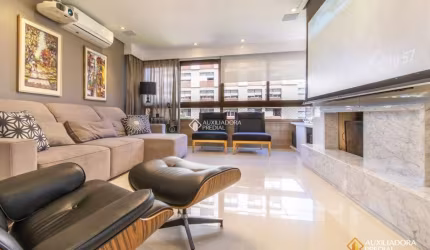 Apartamento com 3 quartos à venda na Rua Coronel Aurélio Bitencourt, 260, Rio Branco, Porto Alegre, 159 m2 por R$ 2.740.000