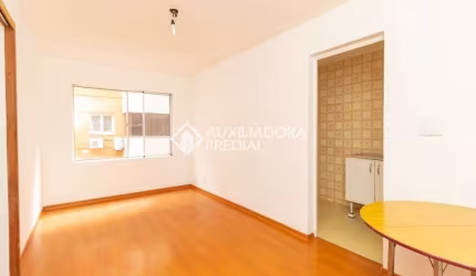 Apartamento com 1 quarto à venda na Rua Marechal Hermes, 151, Camaquã, Porto Alegre, 38 m2 por R$ 160.000