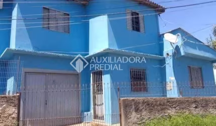 Casa com 4 quartos à venda na Avenida Bernardino Silveira de Amorim, 1980, Santa Rosa de Lima, Porto Alegre, 150 m2 por R$ 215.000