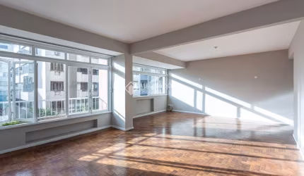 Apartamento com 3 quartos à venda na Avenida Independência, 720, Independência, Porto Alegre, 135 m2 por R$ 677.979