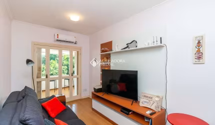 Casa em condomínio fechado com 3 quartos à venda na Rua Felizardo de Farias, 185, Medianeira, Porto Alegre, 179 m2 por R$ 615.000
