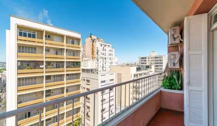 Apartamento com 3 quartos à venda na Avenida Independência, 720, Independência, Porto Alegre, 144 m2 por R$ 790.000