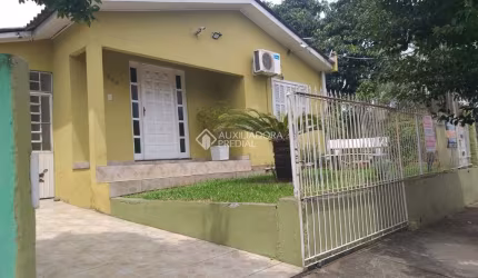 Casa com 3 quartos à venda na Rua Silveira Martins, 394, Capão da Cruz, Sapucaia do Sul, 300 m2 por R$ 650.000