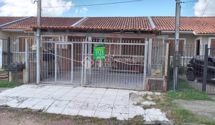Casa com 3 quartos à venda na Rua Padre Arthur Morsch, 50, Hípica, Porto Alegre, 72 m2 por R$ 270.000