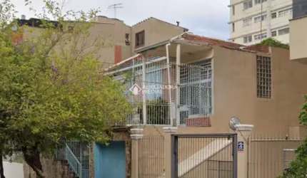 Casa com 3 quartos à venda na Rua Visconde de Duprat, 348, Petrópolis, Porto Alegre, 220 m2 por R$ 699.000