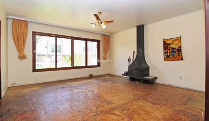 Casa comercial à venda na Rua Desembargador Espiridião de Lima Medeiros, 372, Três Figueiras, Porto Alegre, 360 m2 por R$ 1.400.000