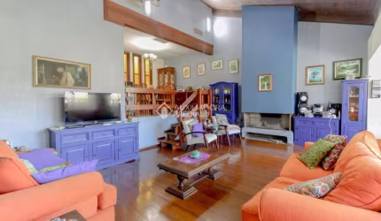 Casa em condomínio fechado com 3 quartos à venda na Rua Doutor Barbosa Gonçalves, 51, Chácara das Pedras, Porto Alegre, 344 m2 por R$ 1.388.000