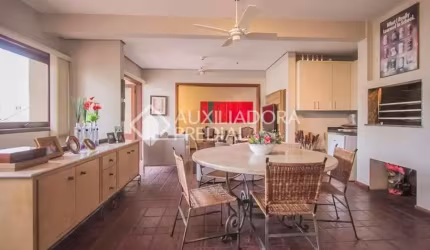 Cobertura com 3 quartos à venda na Avenida Coronel Lucas de Oliveira, 171, Petrópolis, Porto Alegre, 329 m2 por R$ 1.400.000
