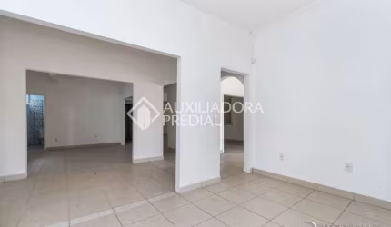 Casa com 1 quarto à venda na Rua Doutor Timóteo, 51, Floresta, Porto Alegre, 370 m2 por R$ 900.000