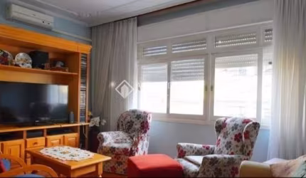 Apartamento com 3 quartos à venda na Travessa Afonso Marques, 50, Navegantes, Porto Alegre, 110 m2 por R$ 300.000